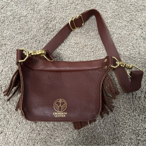 Crossbow Telluride Leather 3-Way Fringe Sidekick - Picture 2 of 4
